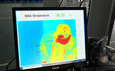 疫情防线——中国制造测温门